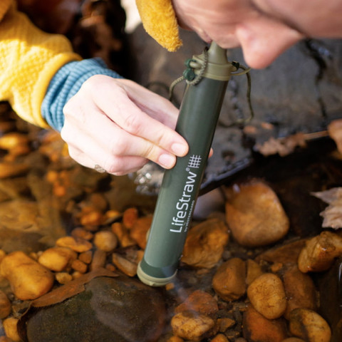Paille Filtrante LIFESTRAW : Eau Pure en Aventure, 4000L Filtrés