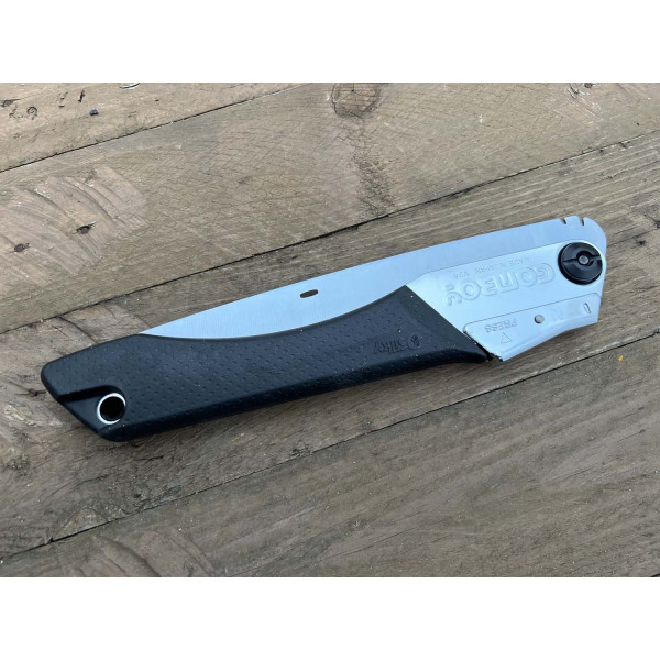 Scie Pliante SILKY Gomboy 210 : Précision et Confort en Extérieur
