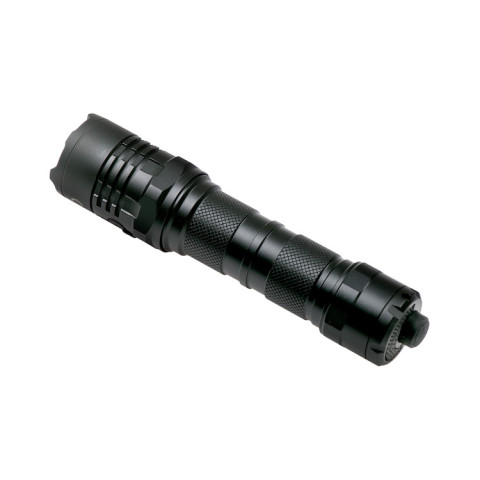 Lampe Nitecore P20i : Puissance et Sécurité pour Vos Aventures
