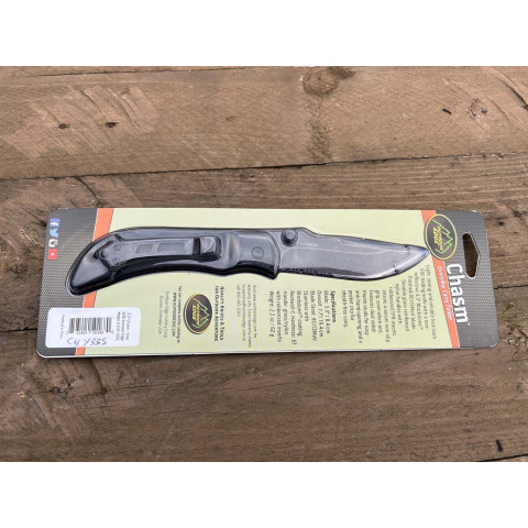 Couteau EDC Chasm 3.3 : Robustesse et Sécurité en Plein Air