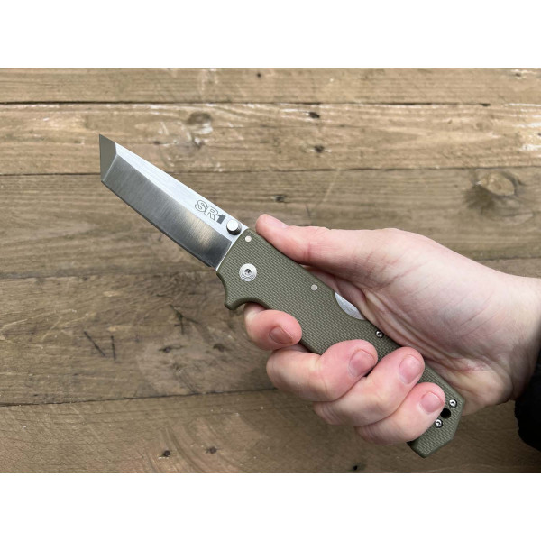 Couteau SR1 Tanto Cold Steel : Puissance et Sécurité Inégalées